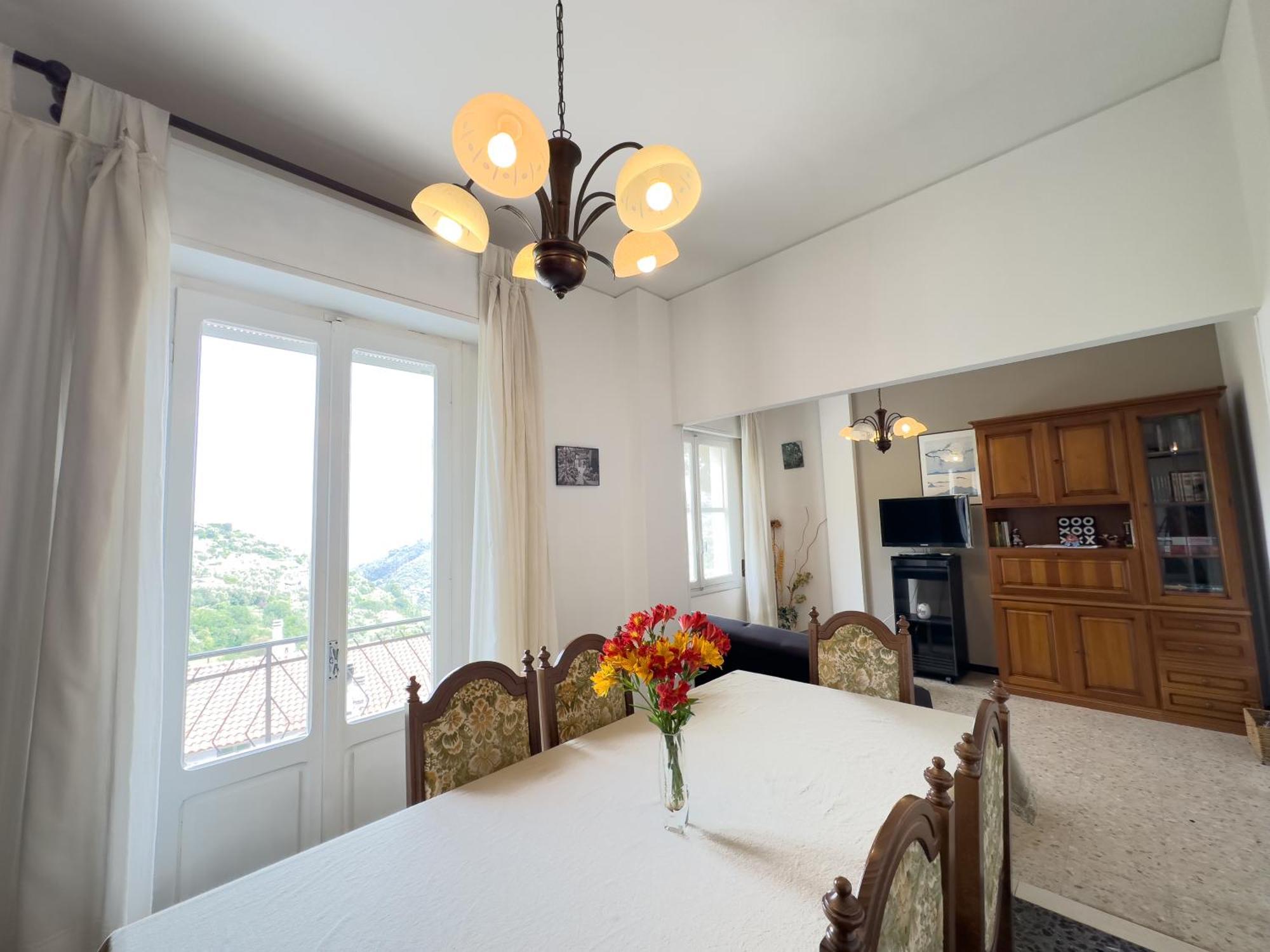 Ferienwohnung Sanremo Mare E Relax - Affittasi "Casa Illiade" Con Parcheggio Libero, Terrazza E Wi-Fi Exterior foto